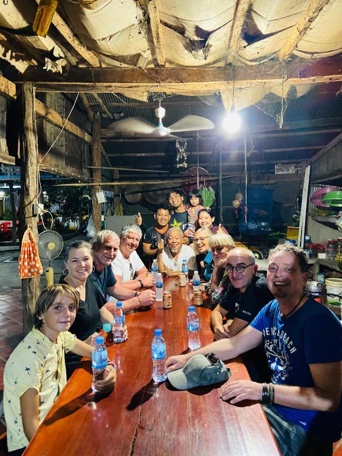 Lazy Mango Home Stay Phum Pouth ma Srei Esterno foto