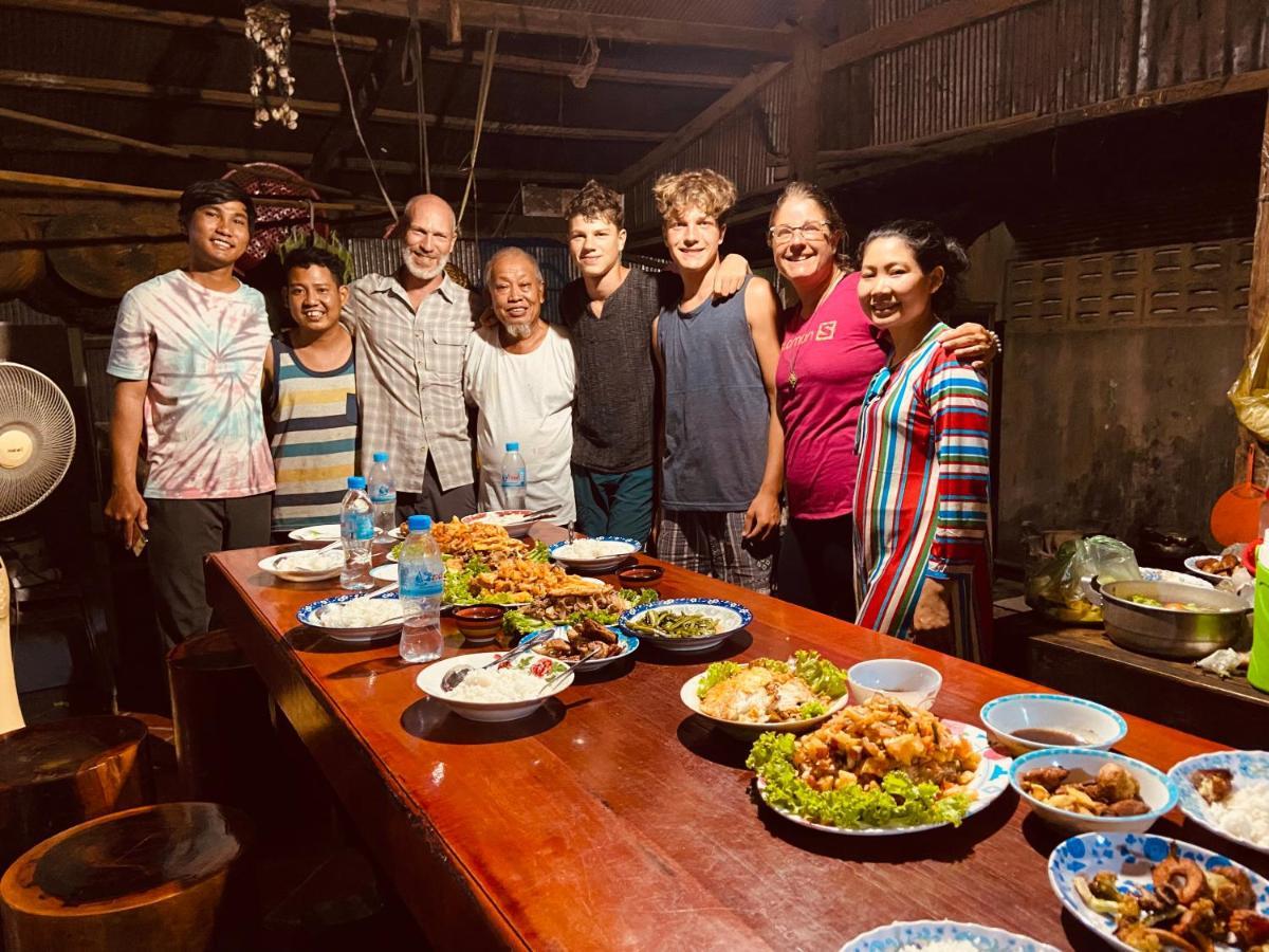 Lazy Mango Home Stay Phum Pouth ma Srei Esterno foto