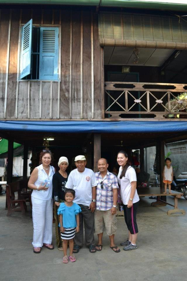 Lazy Mango Home Stay Phum Pouth ma Srei Esterno foto