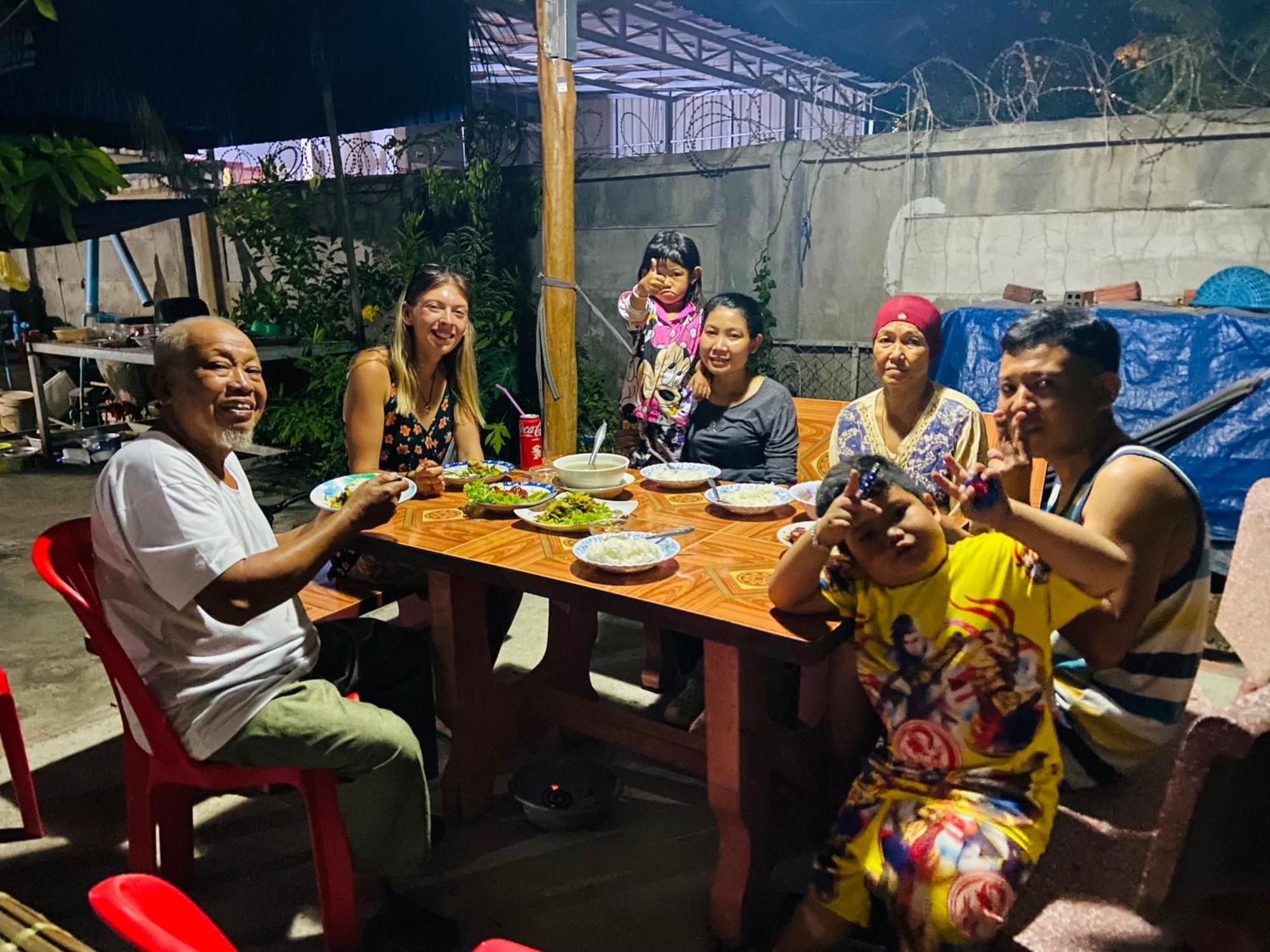 Lazy Mango Home Stay Phum Pouth ma Srei Esterno foto